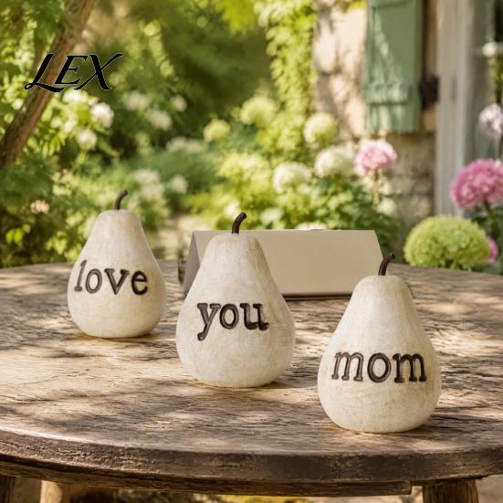 Decorative Table Ornaments Love/You/Mom Pear Sculpture, Resin Figurine, Vintage Style Living Room Accent Pieces Mother Birthday Ornament for