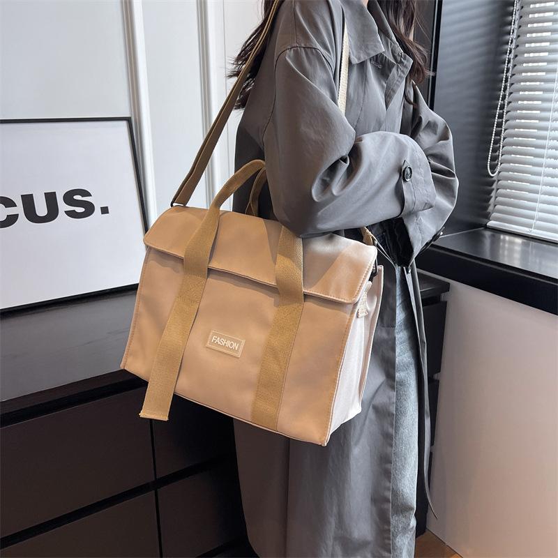 Lightweight Handbag Bag Women's New Popular Large-capacity Messenger Canvas Bag Shoulder Commuter Tote Bag
