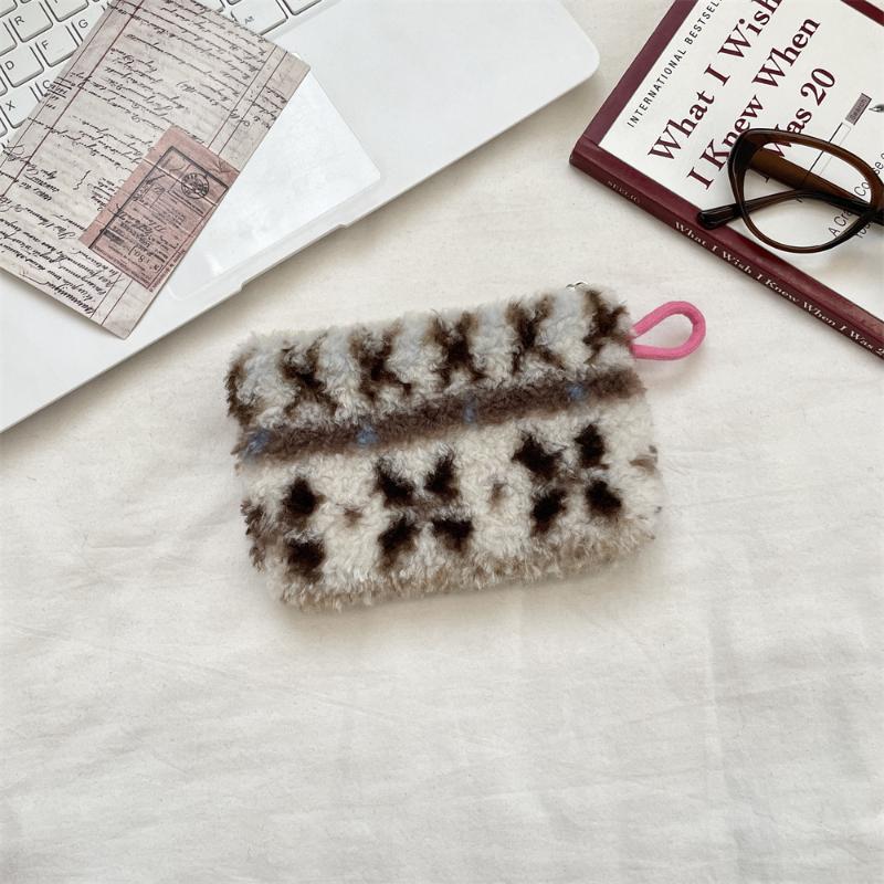 Retro Faux Fur Coin Purse, Vintage Key Chain Pouch, Cute Plush Bag For Lipstick Id Cards & Essentials