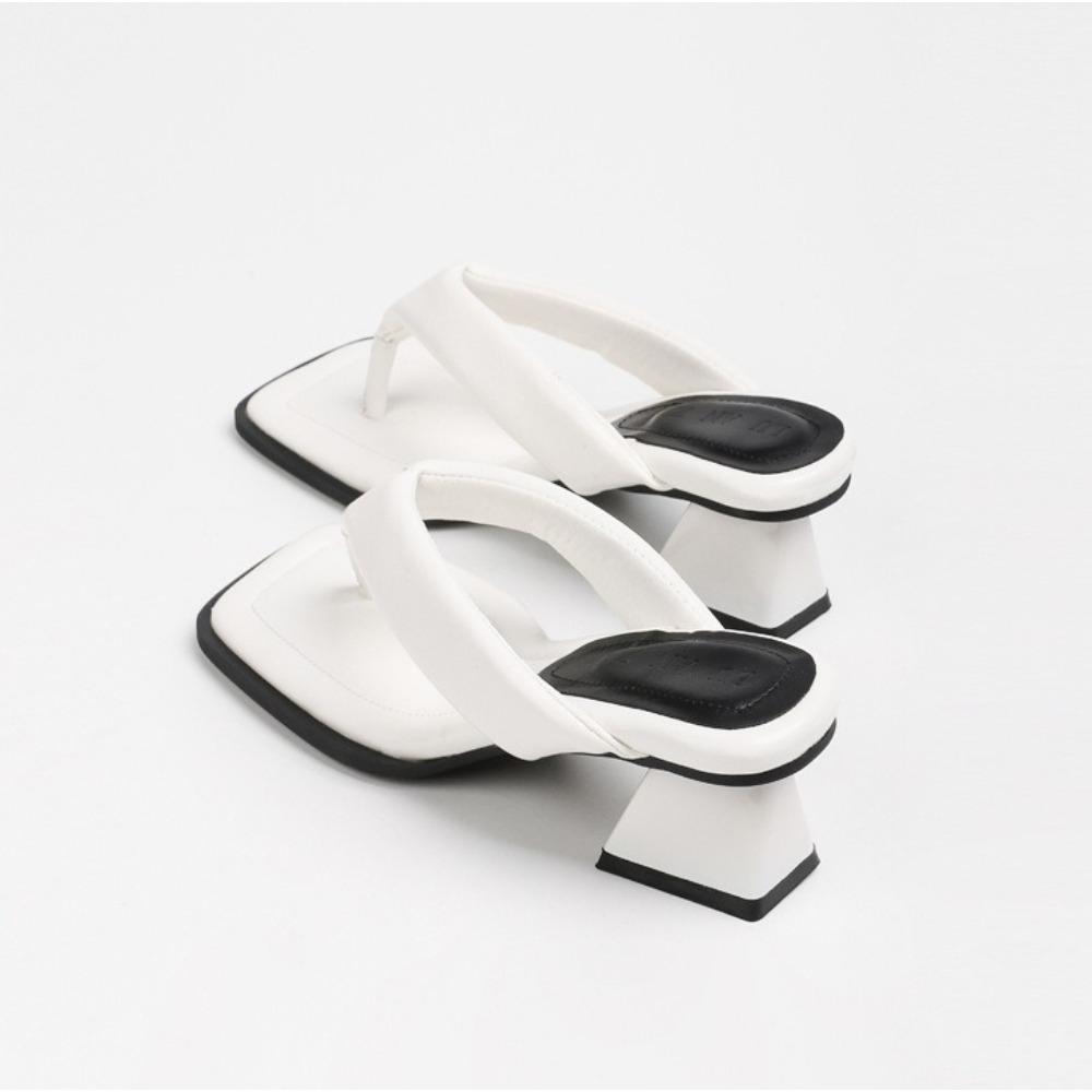 Fashion 2025 Summer New Square Toe Sandals for Women's Outdoor Wear Niche Style for Lazy People High-heeled Flip Flops Women