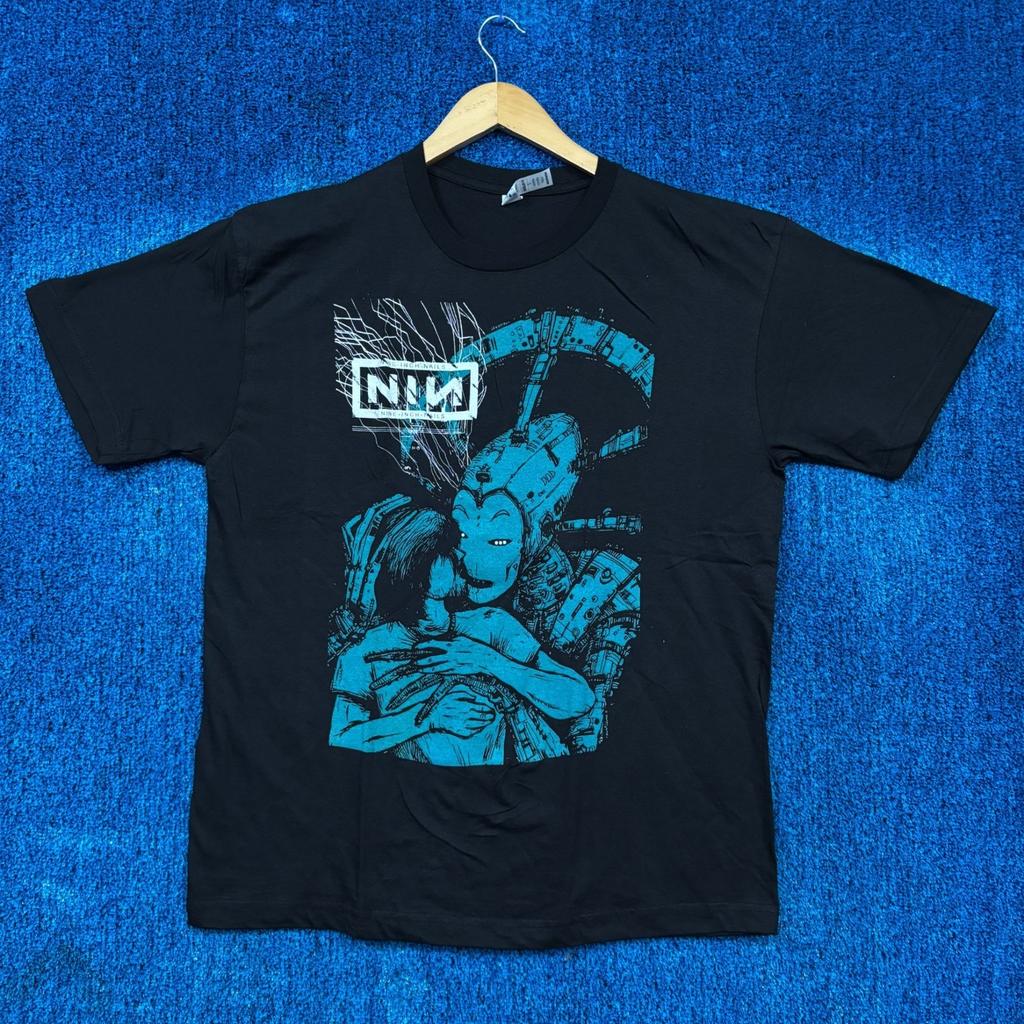 Nine Inch Nails Rock T-Shirt Size Large Unisex T-Shirt
