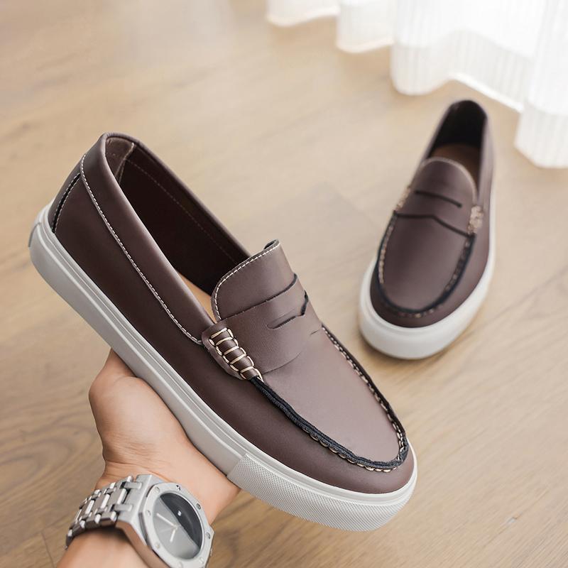 Comfortable Men's Soft-Soled Slip-On Loafers Versatile Casual Business Shoes Formal Leather Moccasins Leisure Walk Driving Flats