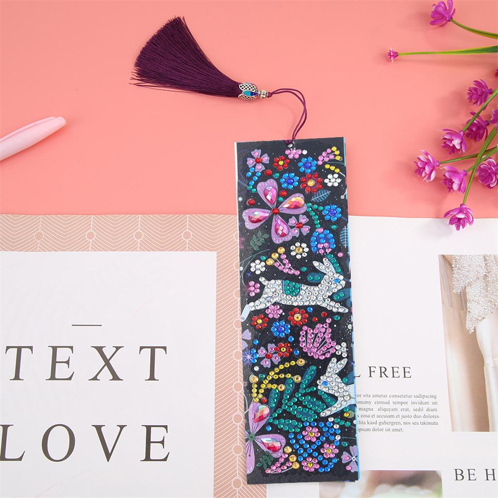 Factory R-AA122-238/M060 Bookmarks Animal Bookmark Shaped Diamond Painting Bookmarks Made of Leather and Crystal
