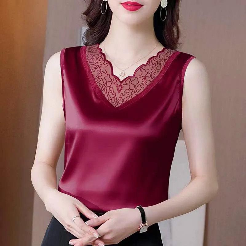 Summer lace V-neck suspender vest women cover their stomachs and look thin, wear a sleeveless top bottoming shirt tide