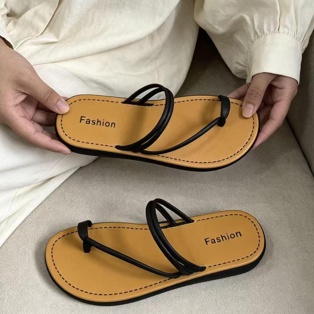 Women's Summer Fashion Toe-Ring Non-Slip Beach Slippers