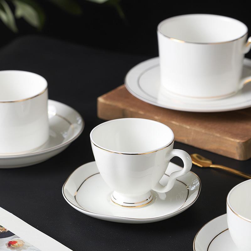 Caneca Porcelana de Osso borda dourada conjunto de xícaras de café luxo flor cerâmica xícara e pires inglês negócios Hotel utensílios de café americanos caneca