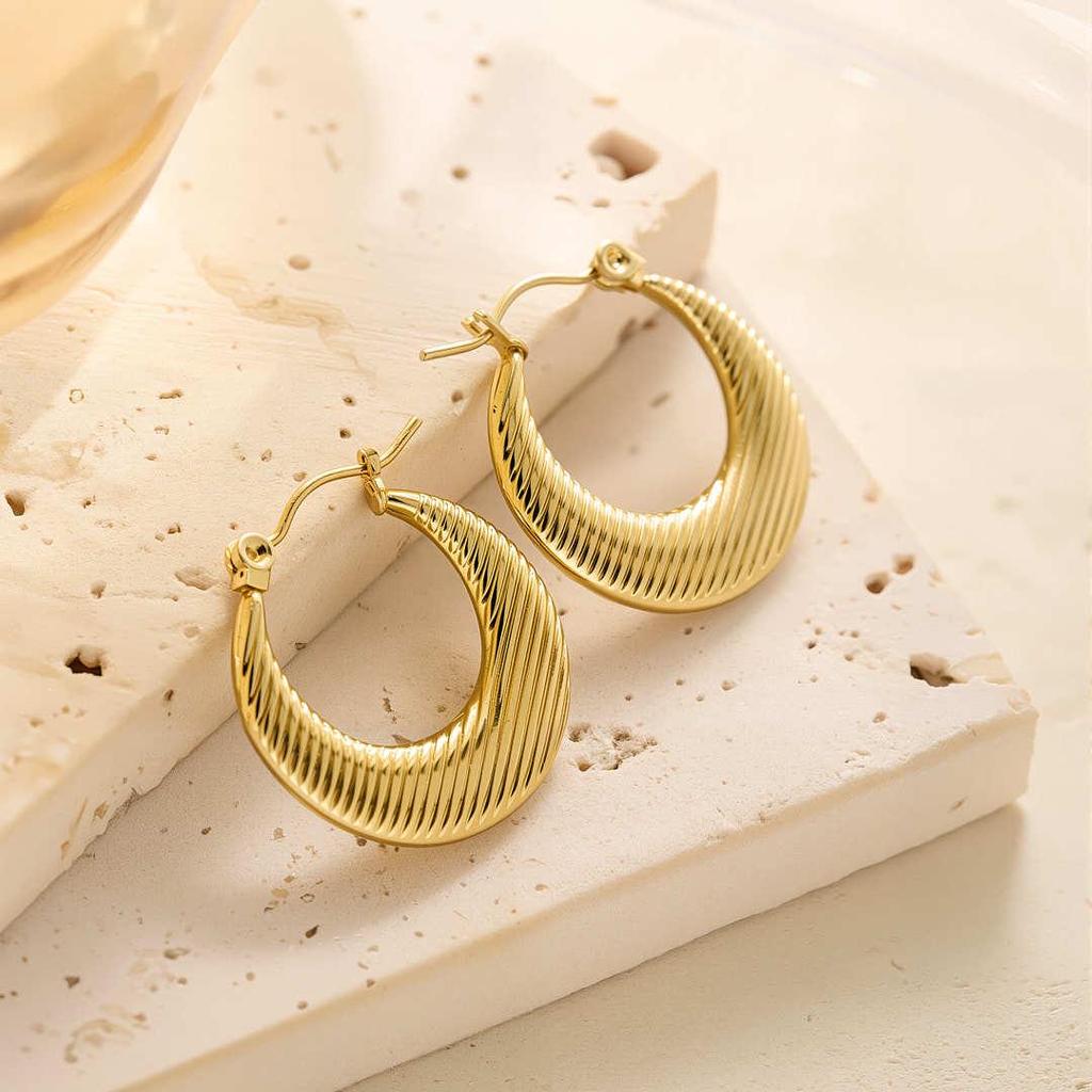 Raffinate Ear Cuff in Acciaio Titanio Oro 18k per Donna