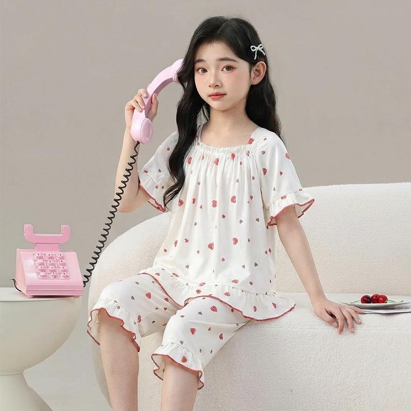 Girls' Ice Silk Short Sleeve Pajama Set, Cooling Home Wear for Summer, Suitable for Medium and Large Children.