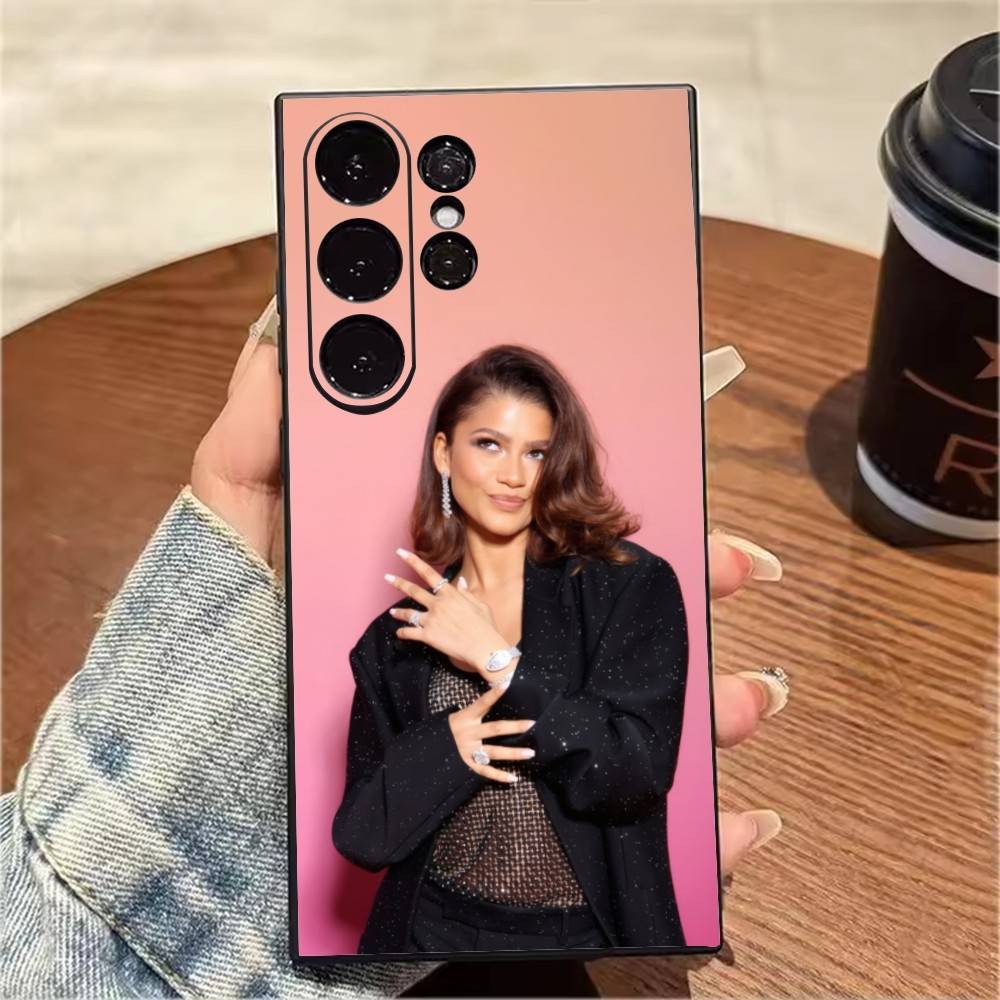 Z-Zendaya Euphoria Printing Phone Case For Samsung S25,S24,S21,S22,S23,S20,Ultra,S26,Plus,Fe,Note,5G Black Cover