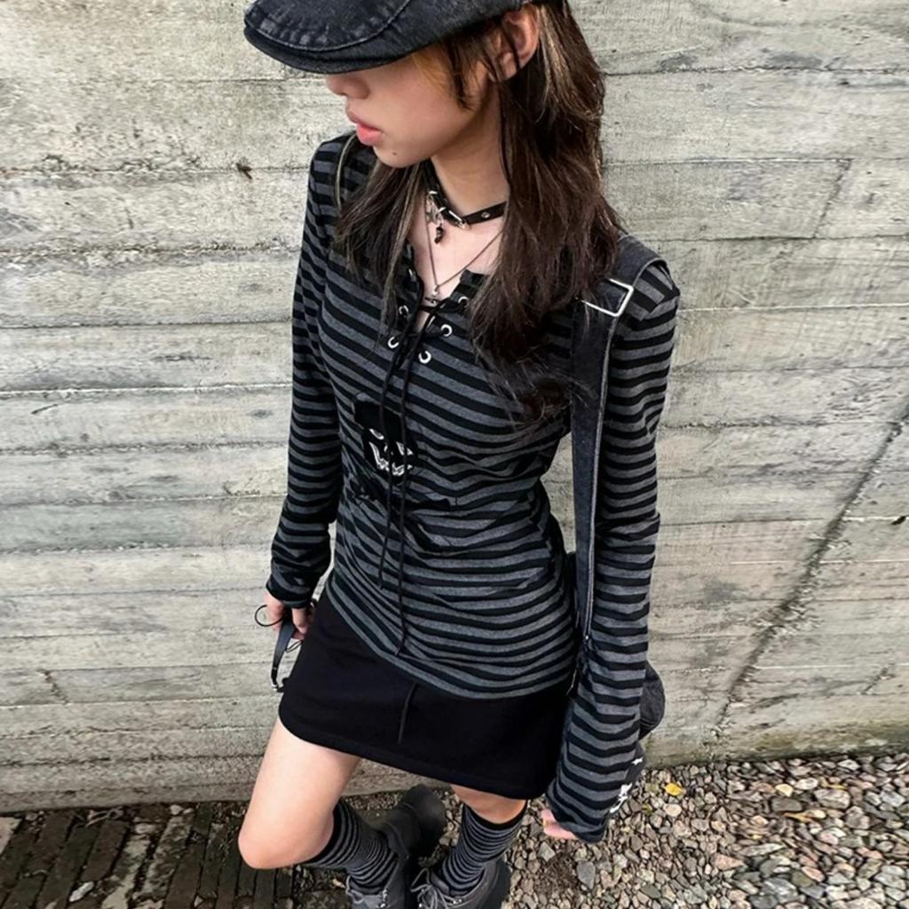 VAYLA Gotické Retro Tričko Dámské Šněrovací Pruhovaná Ležérní Košile Y2k Vintage Potisk Grafická Topy Streetwear Americké Grunge Topy