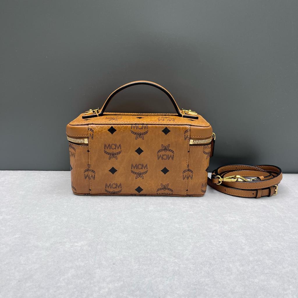 [Pre-Owned] Rockstar Visetos Monogram Detachable Shoulder Strap Leather Box Bag Cosmetic Bag Shoulder Bag Crossbody Bag Handbag - Very Good #SYEVJE