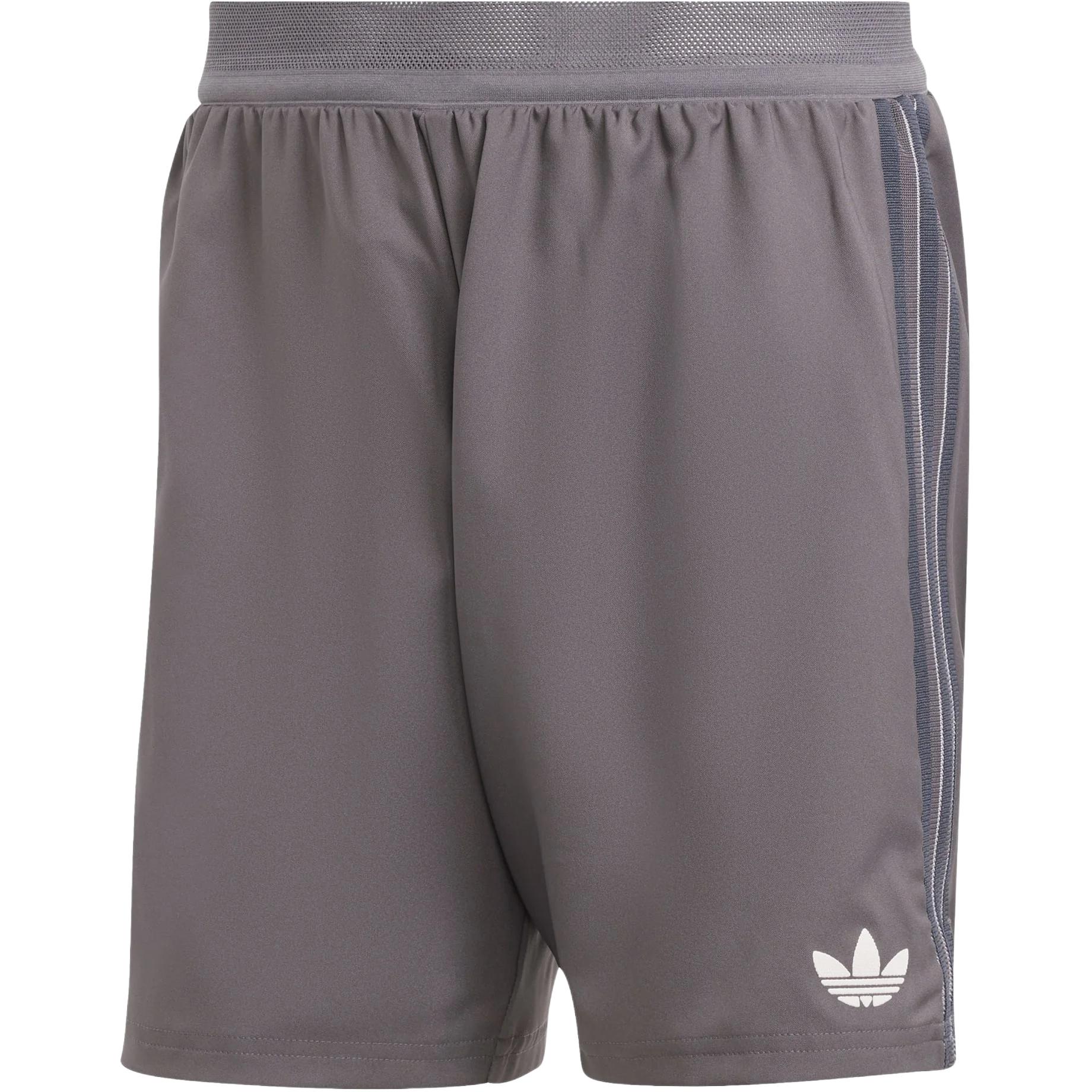 Adidas Originals Real Madrid Authentic 3