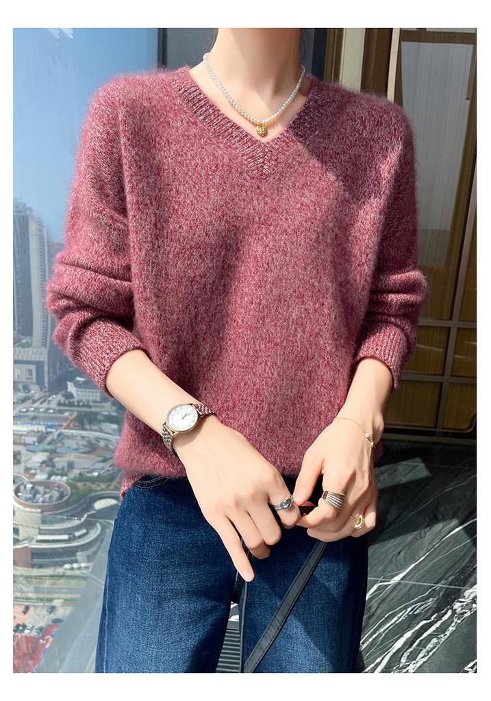 Versatile Women's Cashmere Knit V-Neck Top - Loose Fit, Slimming, Warm for Autumn/Winter