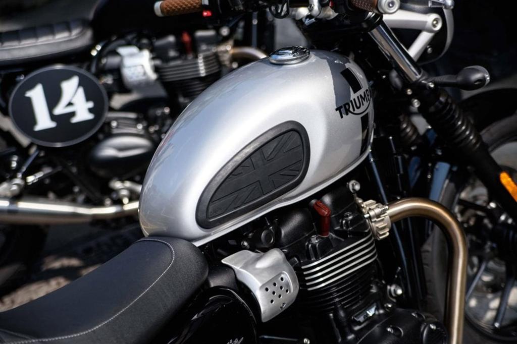 Motone Universal Tank Pad (MTE080) for Street Twin, Thruxton R/RS, Bobber, and Speedmaster, Union Jack