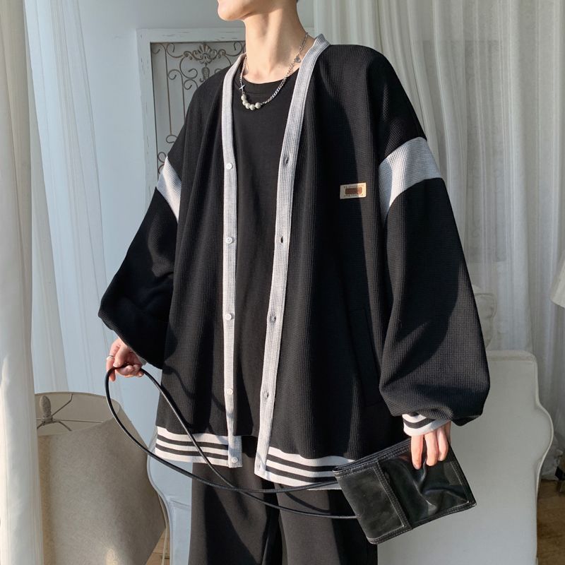 

Корейский Сращенный Свободный Кардиган Осень Зима Контрастные Цвета Мужская Одежда Повседневный V-образный вырез Шикарные Дизайны Пэчворк Вязаные Свитера XXXL чёрный