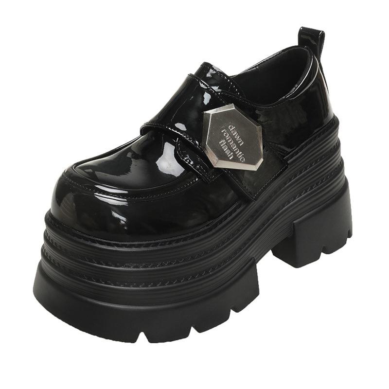 

Женские кожаные туфли на высокой платформе 2025 Новые весенние туфли на каблуке 10 см Массивные кроссовки Женские на шнуровке Металлические лоферы Обувь для ходьбы Женские 35 чёрный