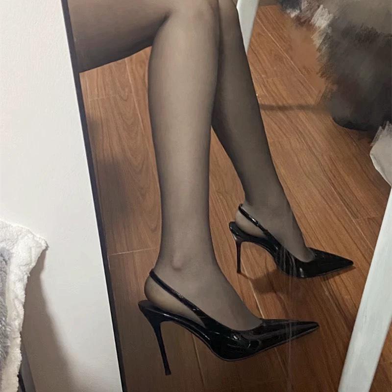 New one-word sexy light mouth sexy high heels women pointed black thin heel bag head sandals women