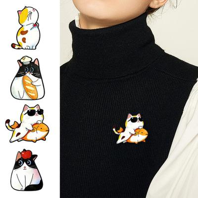 Brooch Pin Cartoon Cat Design Zinc Alloy Pin with Rhinestone Inlay Hand-Painted Enamel Suits Coats Sweaters Badge