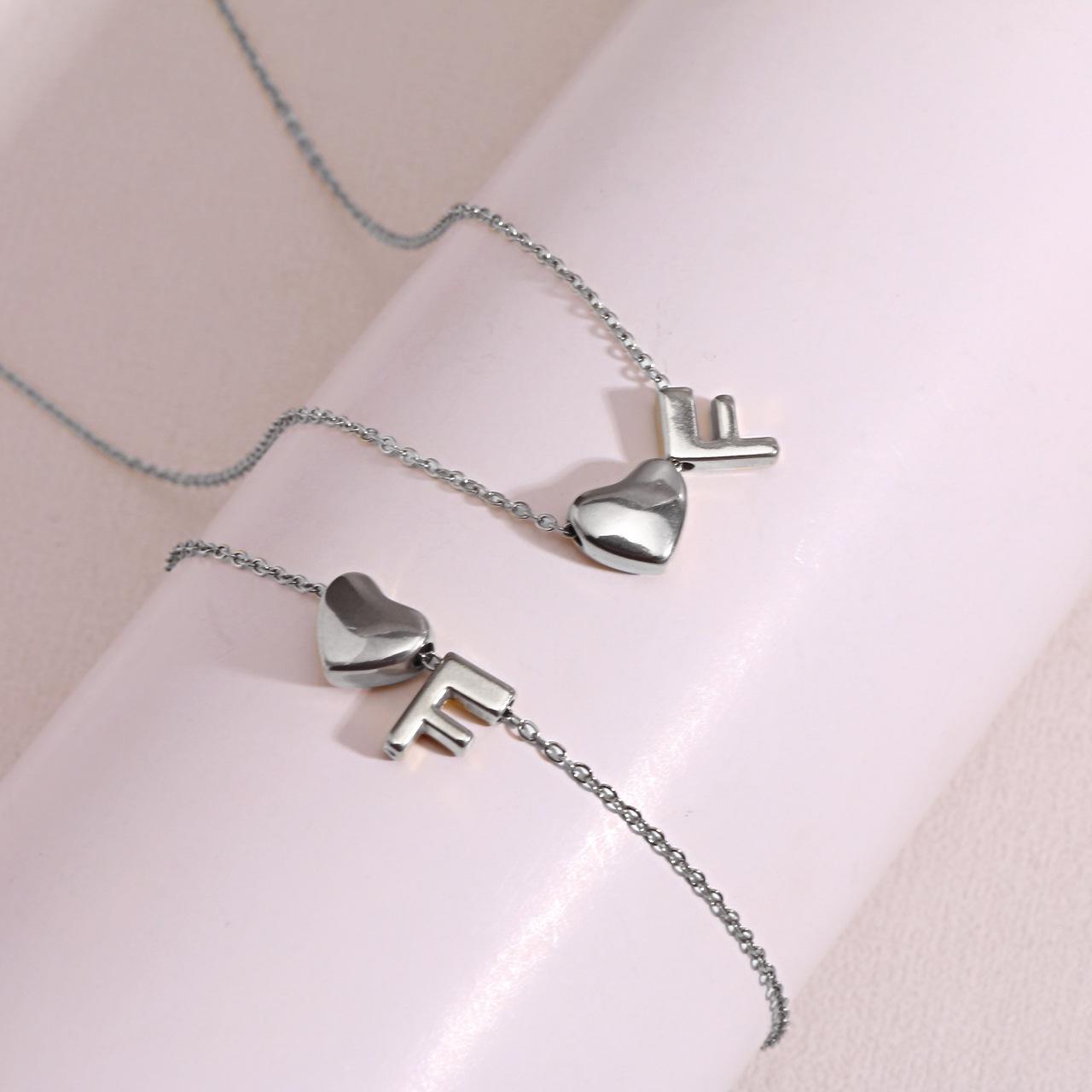 

18K Gold Stainless Steel Clavicle Chain Necklace with Heart & 26 Letters Pendant for Women Bracelet (17+5cm) ~3g