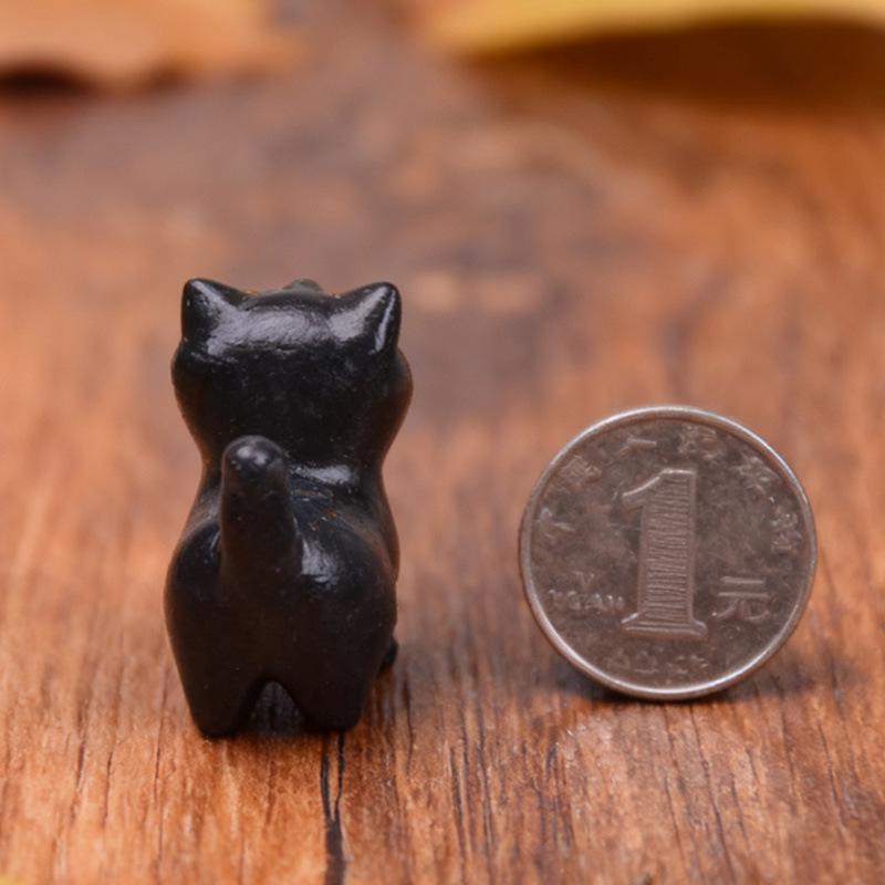 Purple Sandalwood Mini Kitten Desktop Ornament - Cute Handmade Gift