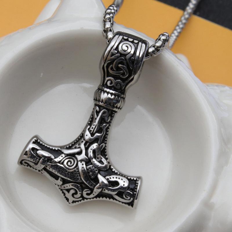 Edelstahl Lang Odin Dreiecksknoten Logo Thor Hammer Titan Anhänger Halskette