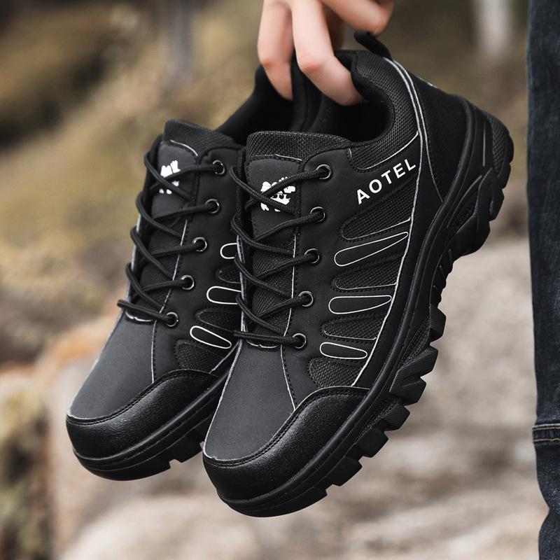 Hiking shoes men s four-season wear-resistant labor insurance shoes fashion casual shoes outdoor running sports shoes large size men s shoes 39