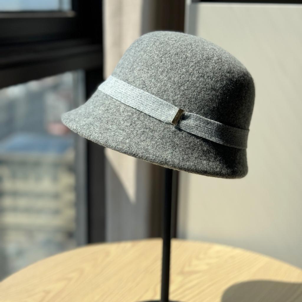 Neuer Stil Kleine Eisenmarke Wollgeschenk Fischerhut Damen Französisch Retro Schleife Beckenhut Adelstochter Stil Hut Wintertrend
