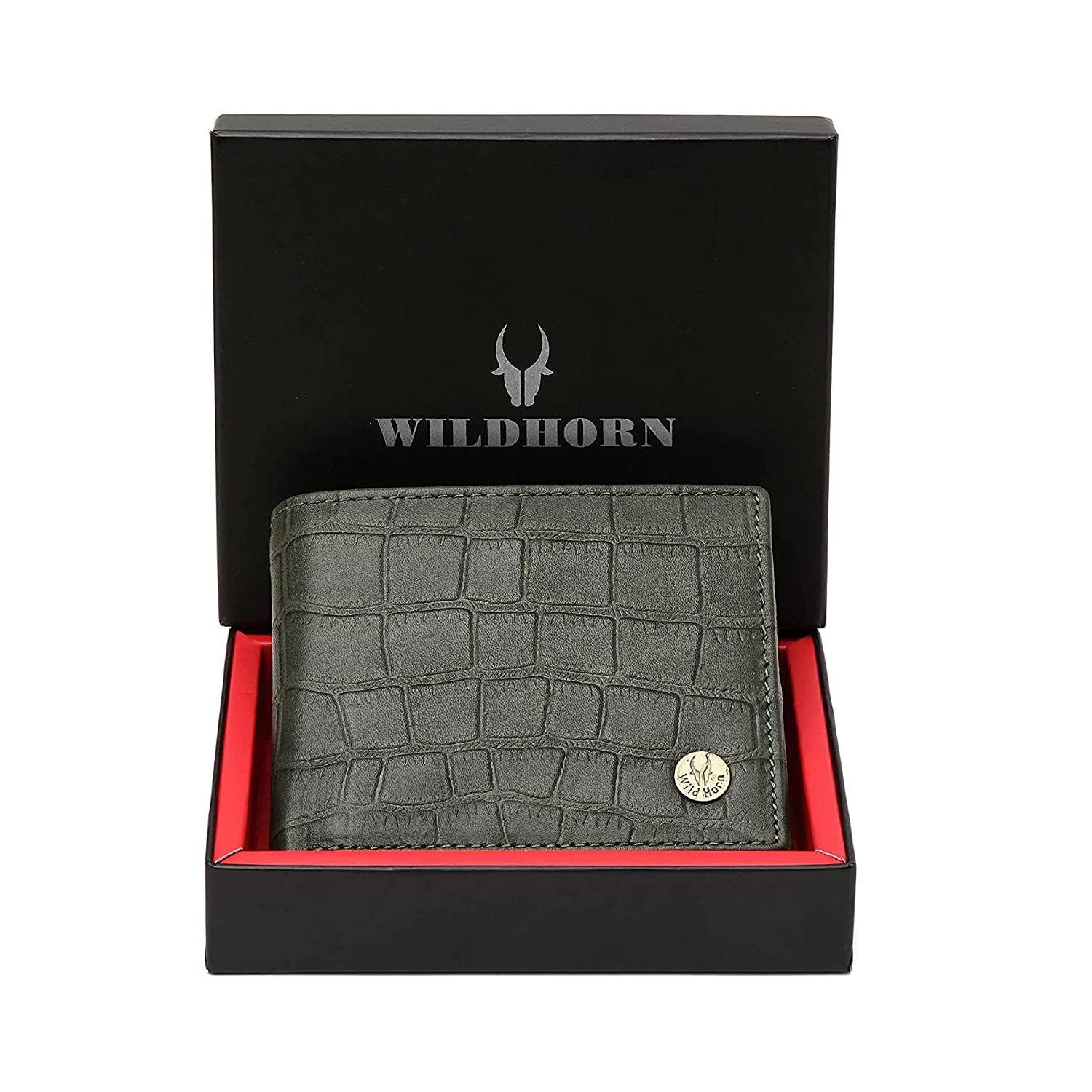 

Чоловічий шкіряний гаманець WildHorn I Надміцні шви I 6 слотів для карток I 2 валюти та 2 секретних відділення I 1 кишеня для монет зелений