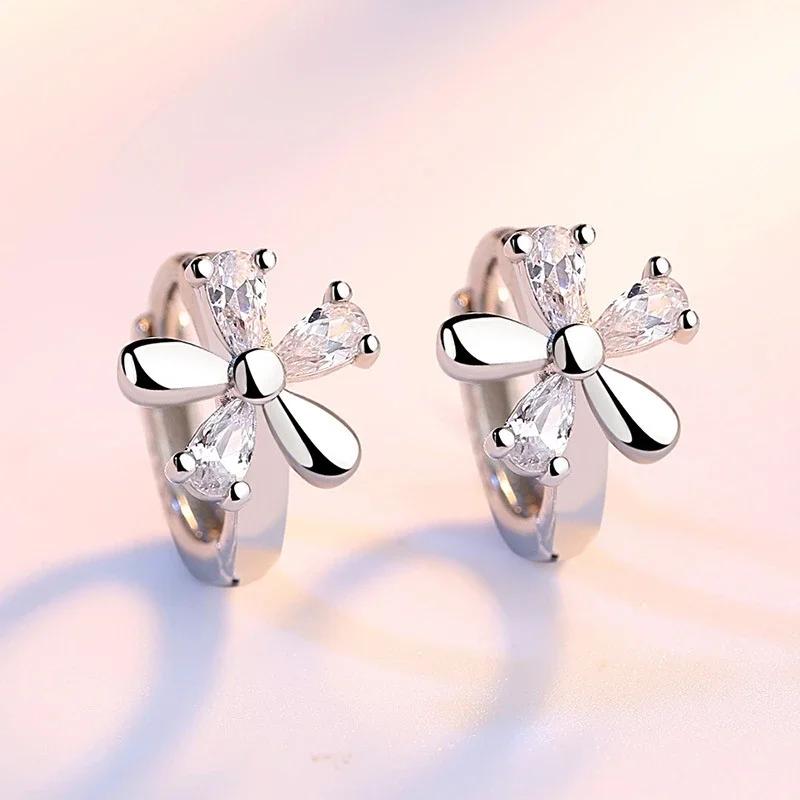 Fashionable Small Fresh Earrings Ins Style Personalized Mosonite Sparkling Light Luxury Jewelry Headpiece For Women