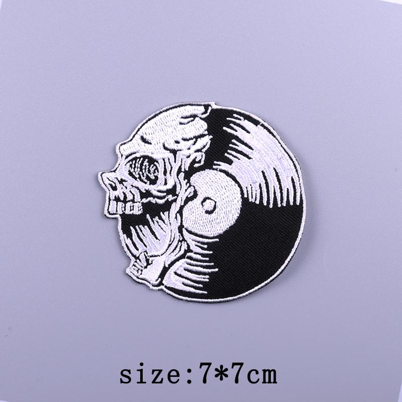 Punk Patch Iron On Embroidered Patches For Clothing Thermoadhesive Patches On Clothes Rock Biker Patch For Clothes Hook Loop