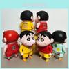 Entzückende PVC-Actionfigur Crayon Shin-chan Cosplay Fußball Basketball Stars Sammlerstück