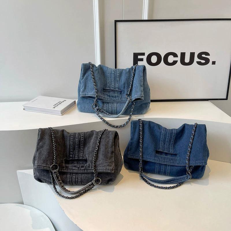Women's Denim Shoulder Bag, Large Capacity Chic Crossbody Bag with Chain Strap, Casual Trendy Versatile Handbag