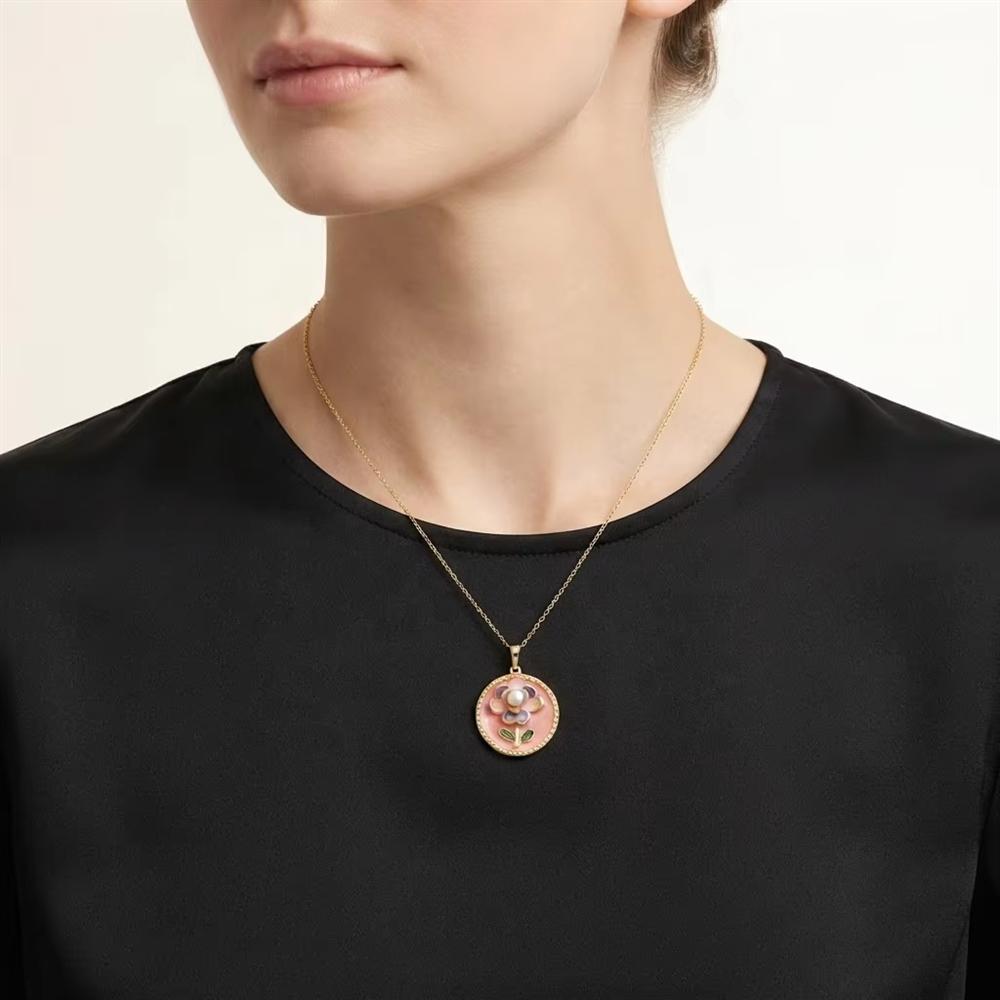 14K Gold Plated Brass Jewelry Floral Enamel Pearl Pendant Vintage Flower Round Charm for Women Fashion Accessory 