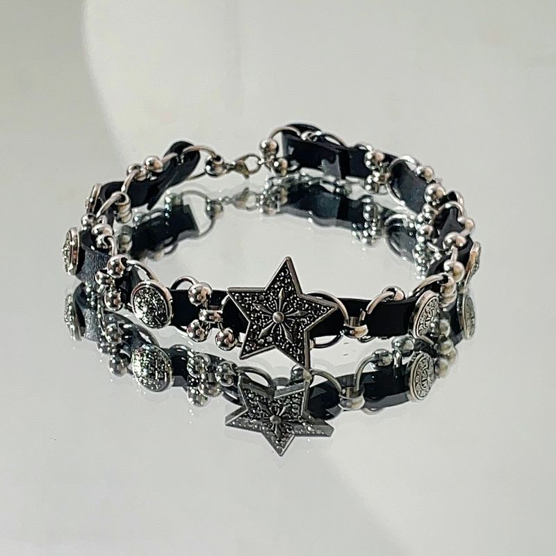 

Чокер из черной кожи с ожерельем в виде пятиконечной звезды, женские аксессуары Black Leather Woven Pentagram Necklace