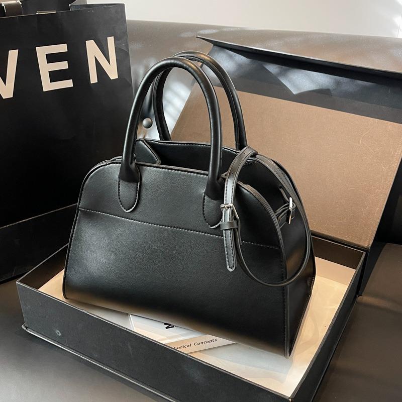 Autumn new fashion women's bags trend simple and generous versatile shoulder bag retro handbag women