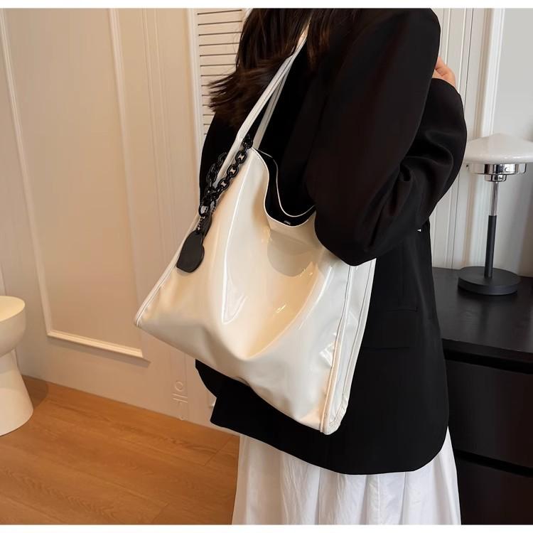 Red Patent Leather Glossy Work Commuter Bag Female Large Capacity Summer College Student Class Armpit Bag Tote Bag