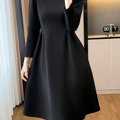 Módní Hepburn, černé nové úzké šaty s dlouhým rukávem, jednoduché, štíhlé, elegantní, velké velikosti