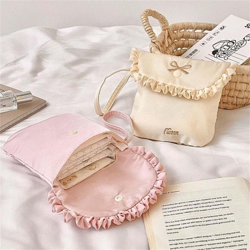 Sanitary Napkin Storage Pouch Stylish Milk Fleece Construction Spacious Interior Holder For Cosmetics Small Items