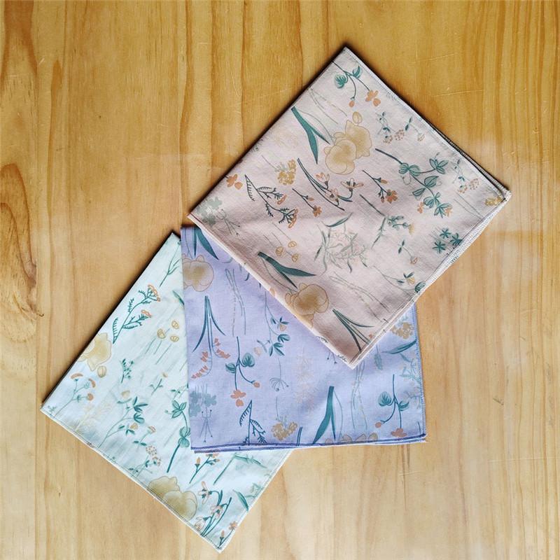 

3 шт. 35x35 см чистый хлопок японский корейский стиль маленький цветочный принт женские носовые платки квадратный шарф чайная вечеринка сувениры для женщин