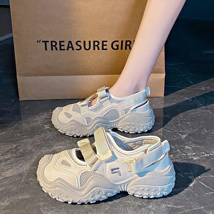 

Уродливо-милые сандалии-гладиаторы на толстой подошве с сумкой на носке, женская летняя обувь 2025, новые дышащие полые спортивные папины шлепанцы 40 бежевый