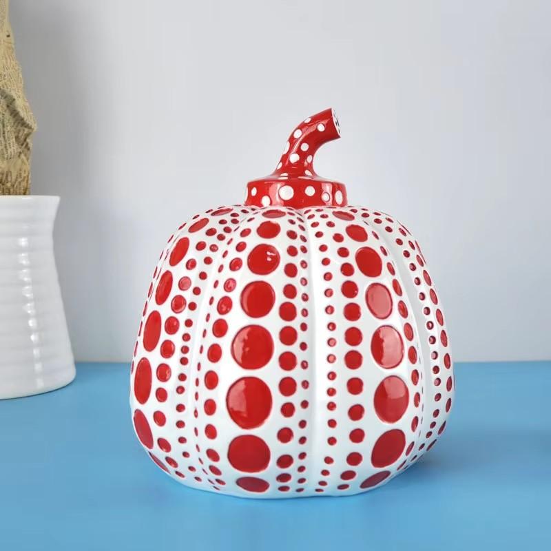 Kusama Yayoi Ķirbju Statuja Japāņu Māksla