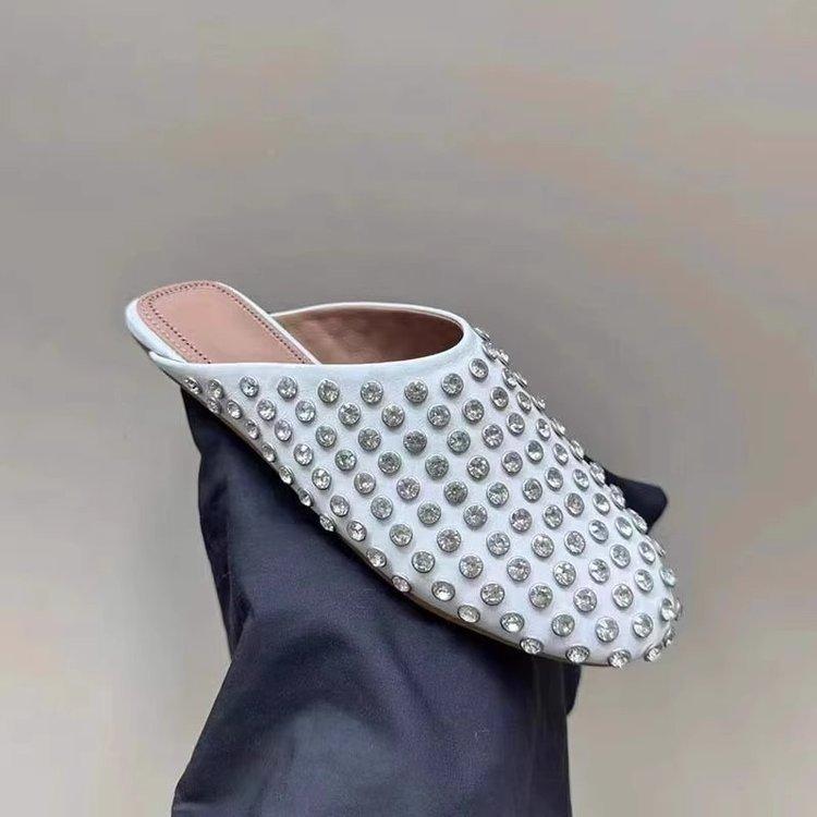 Fashion 2024 Summer Round Head Rivet Water Diamond Sandals Slippers Fashionable and Comfortable Flat Bottom Women's 43 Large Sandals