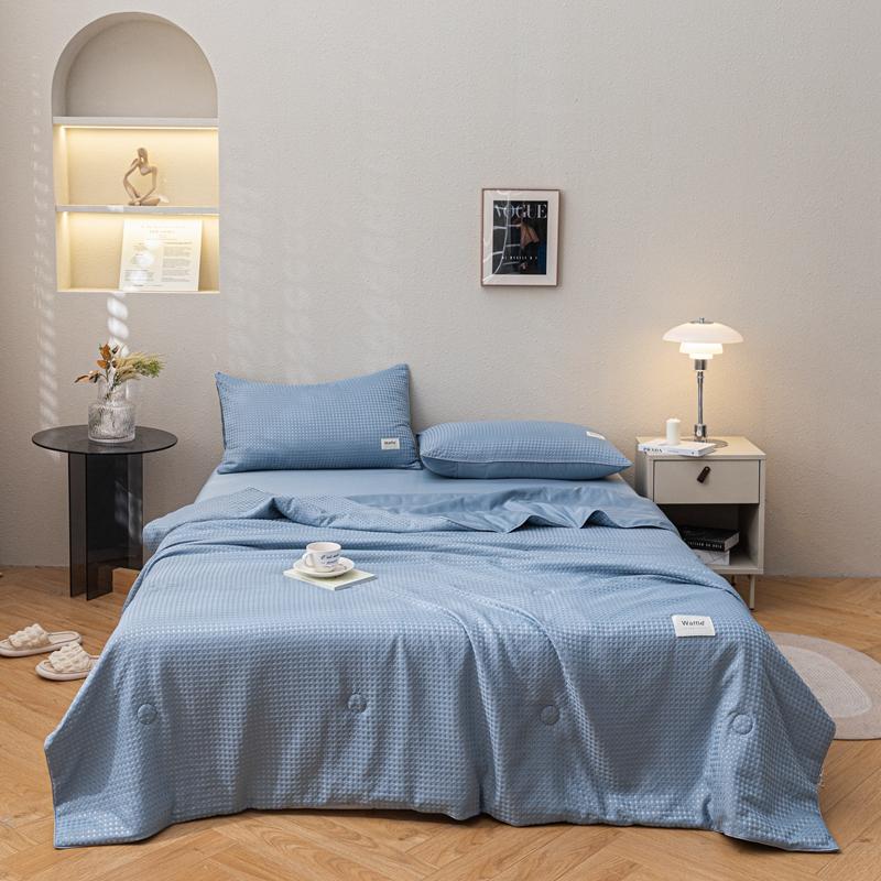 Summer Cotton Quilts Thin Air Conditioning Comforter Soft Breathable Office Nap Blanket Quilted Bed Covers