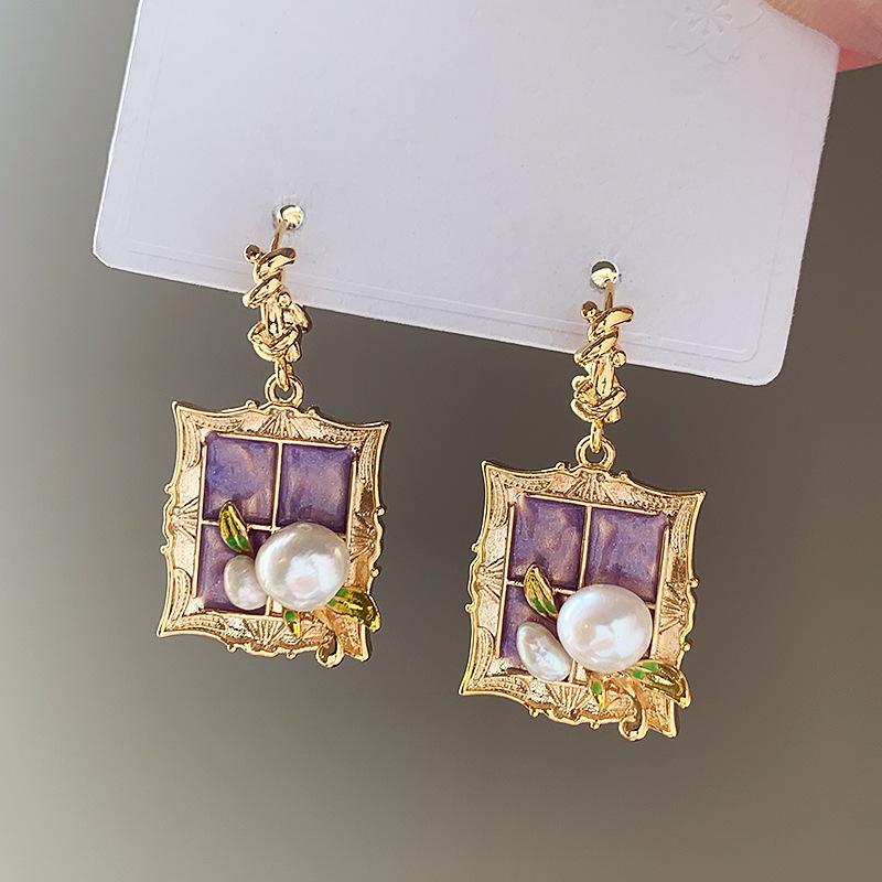 Medieval Vintage Silver Needle Earrings, Temperament Light Luxury Court Style Pearl Earrings Versatile High-end Retro Earrings