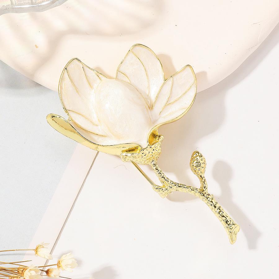 Magnolia Brooch Vintage Pin High-End Jewelry Retro Decoration Accessory