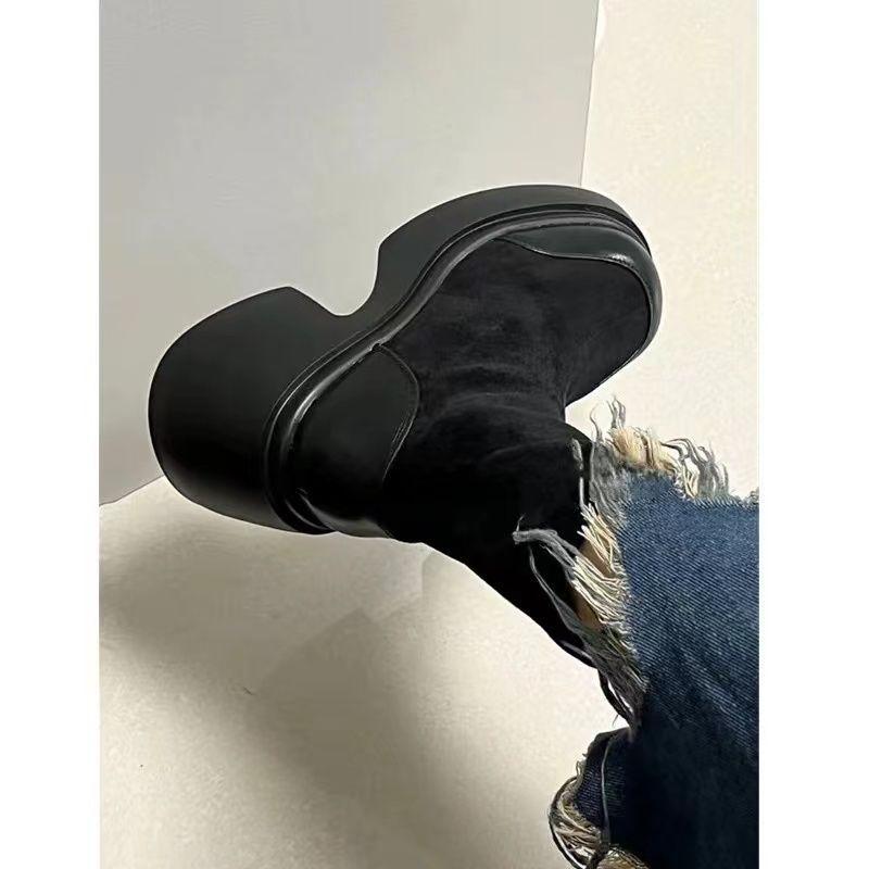 2025 Europäische Station Herbst und Winter neue Muffin-Dicksohlen wasserdichte Tisch elastische kurze Stiefel hochhackige Martin-Stiefel dünne Stiefel Kinder