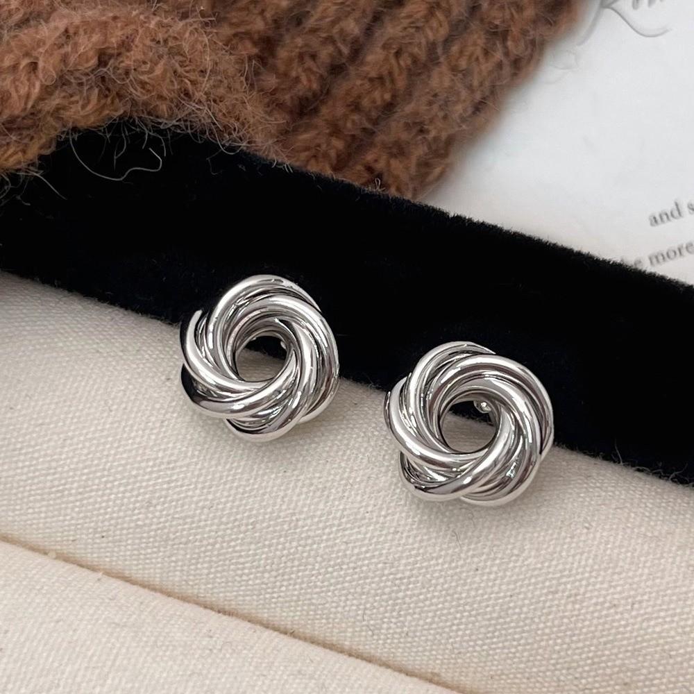 Light Luxury Irregular Earrings Temperament Ladies Ear Studs Geometric Circle Earrings  Women