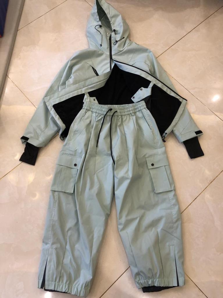 Ski Resort's Trendy Waterproof & Windproof Ski Suit Set for Men & Women, Fleece-Lined, Thickened, Plus Size, Warm