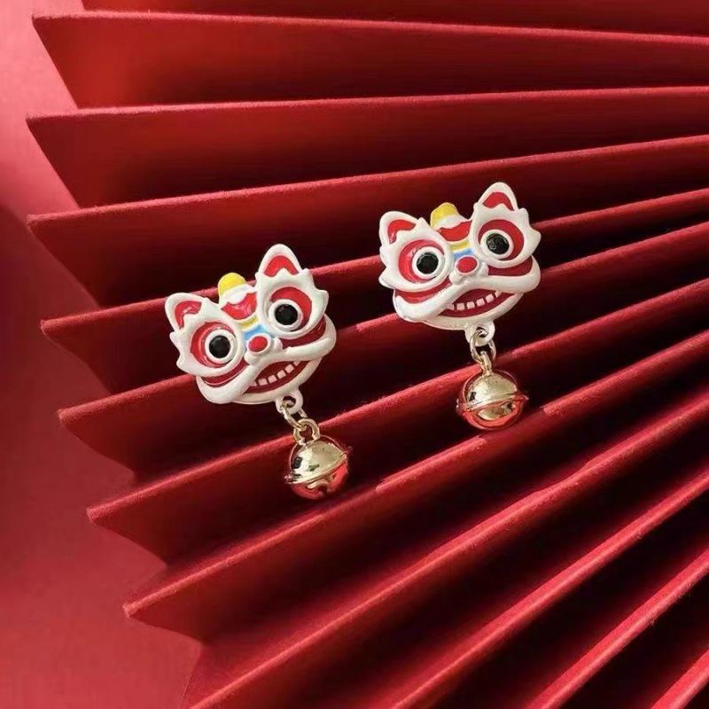 2024 Chinese-Style Red Little Lion Earrings: Festive New Year Accessories for Women