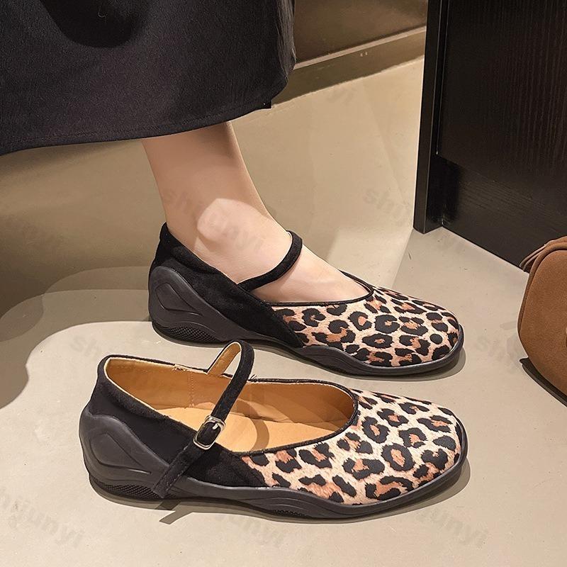 Fashion 2025 Autumn New Leopard Print Fashion Shallow Mouth Single Shoes for Women's Soft Soled Comfortable Versatile Casual Flat Pumps